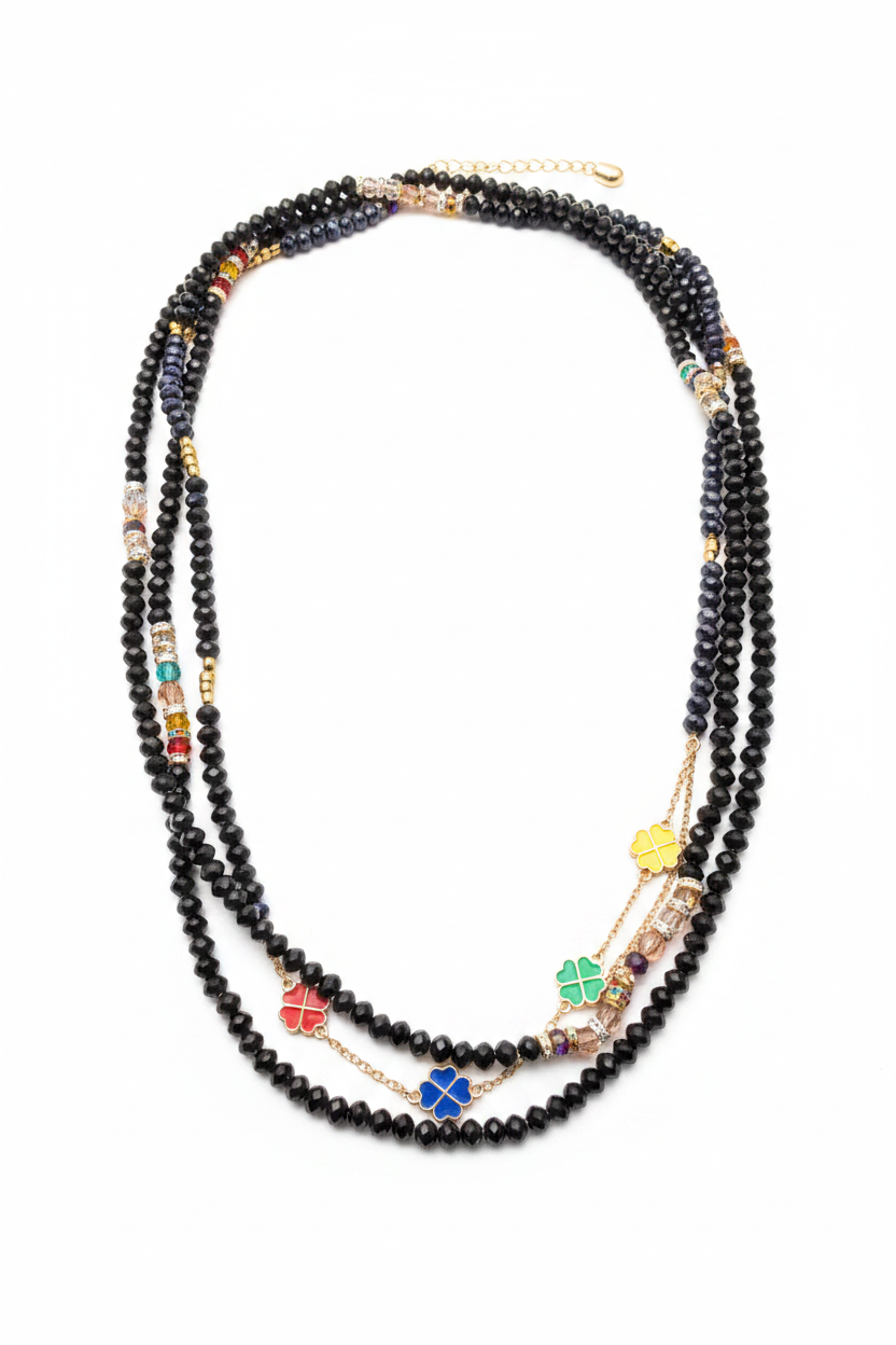 Collier multi-rangs en perles noires